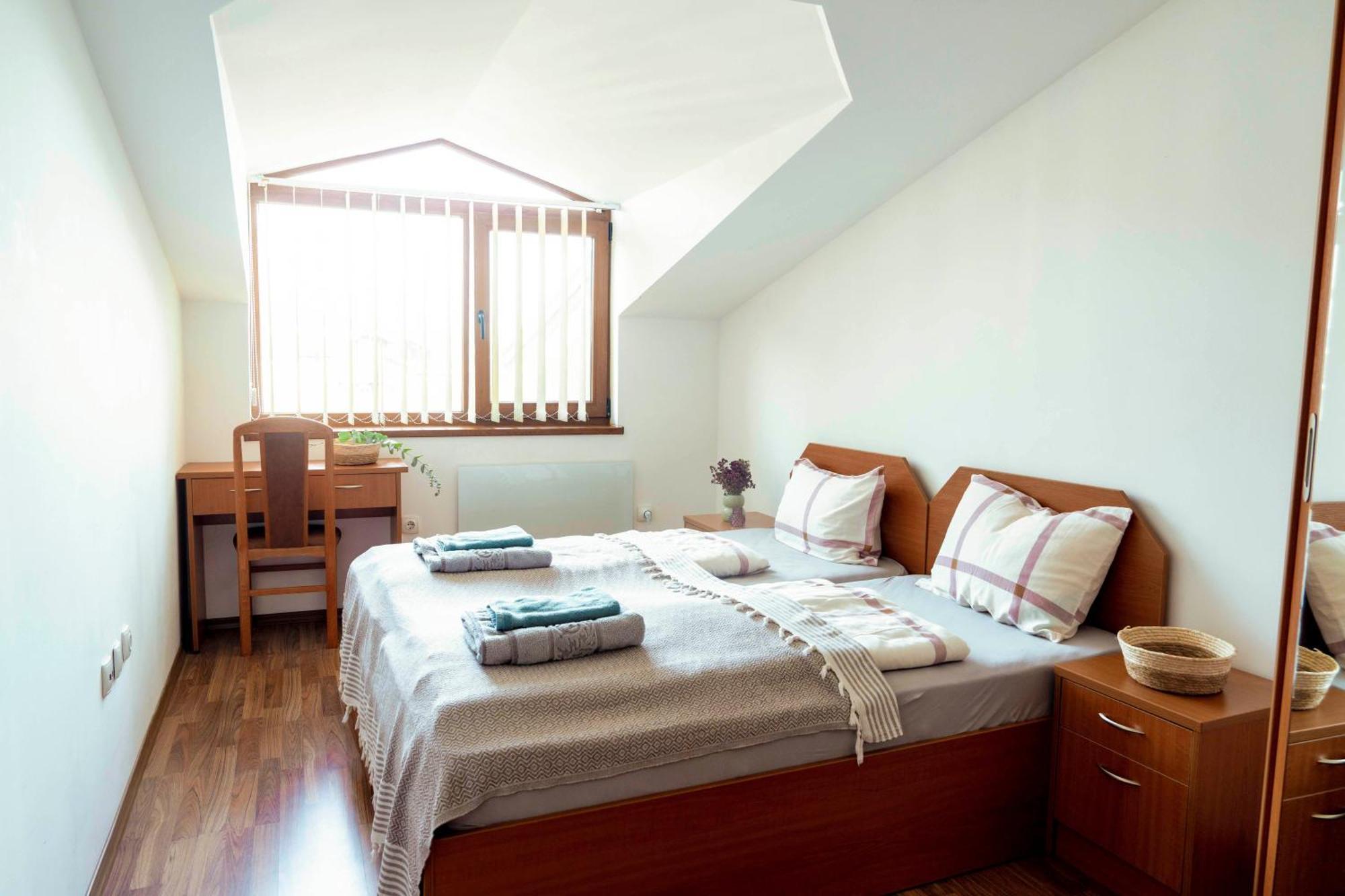 בנסקו 2-Bedroom Apt, 2Min Walk To Ski Path, 7-8 Min Walk To Gondola מראה חיצוני תמונה